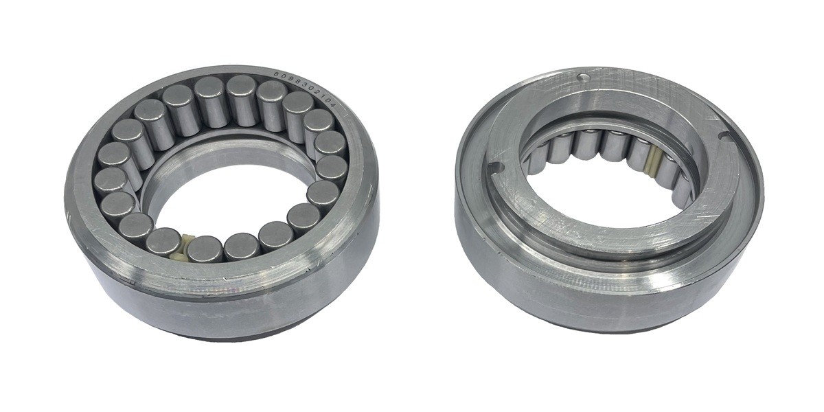 Steering box bearing