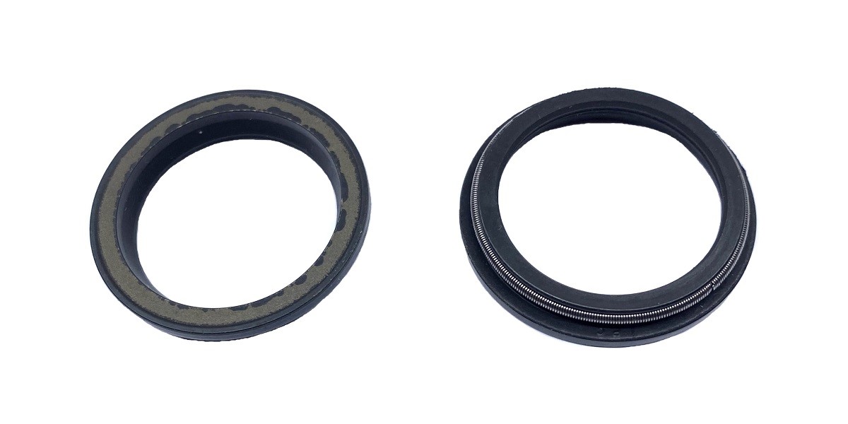 Power steering oil seal