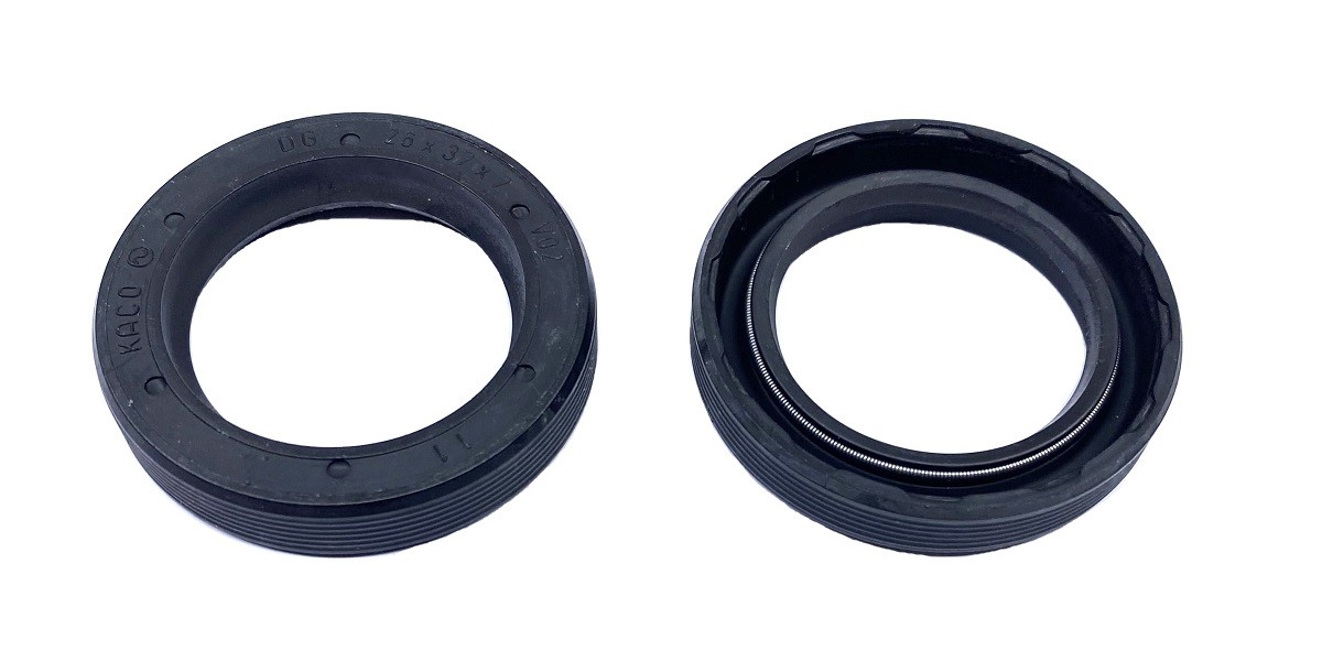 Power steering oil seal