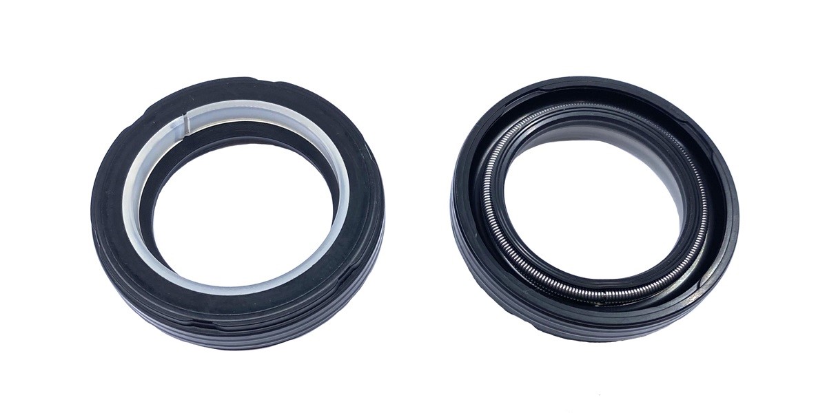Power steering oil seal