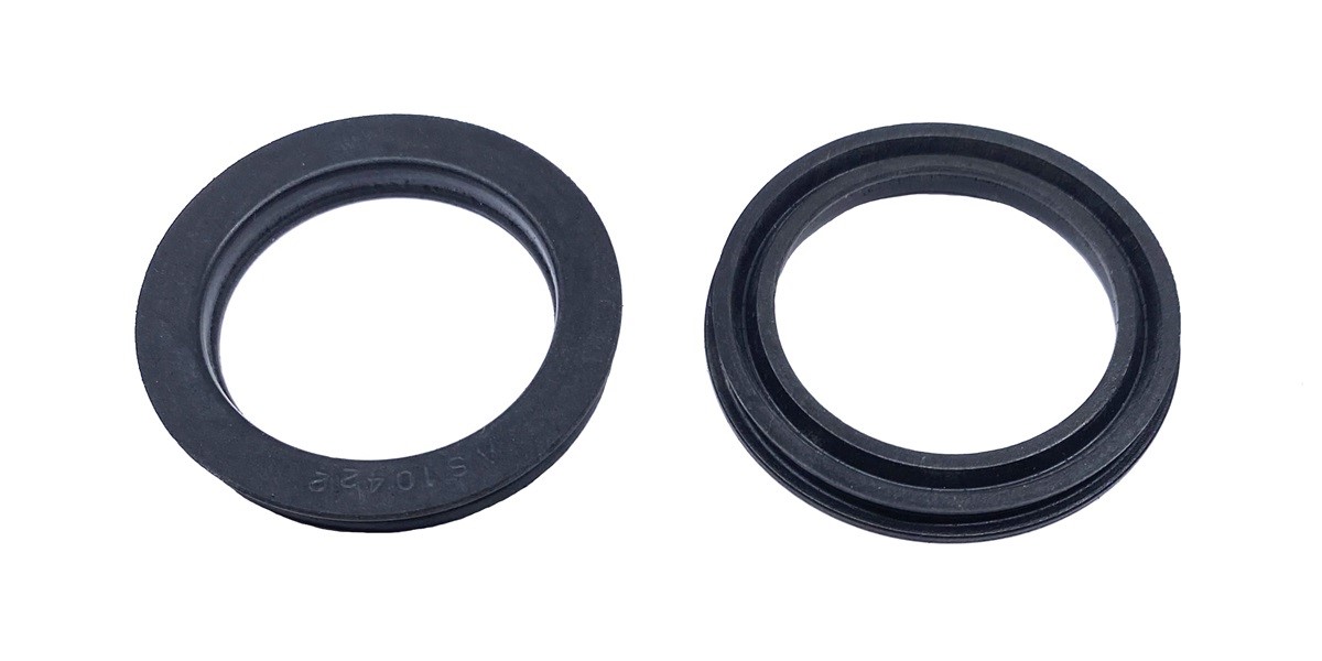 Power steering oil seal