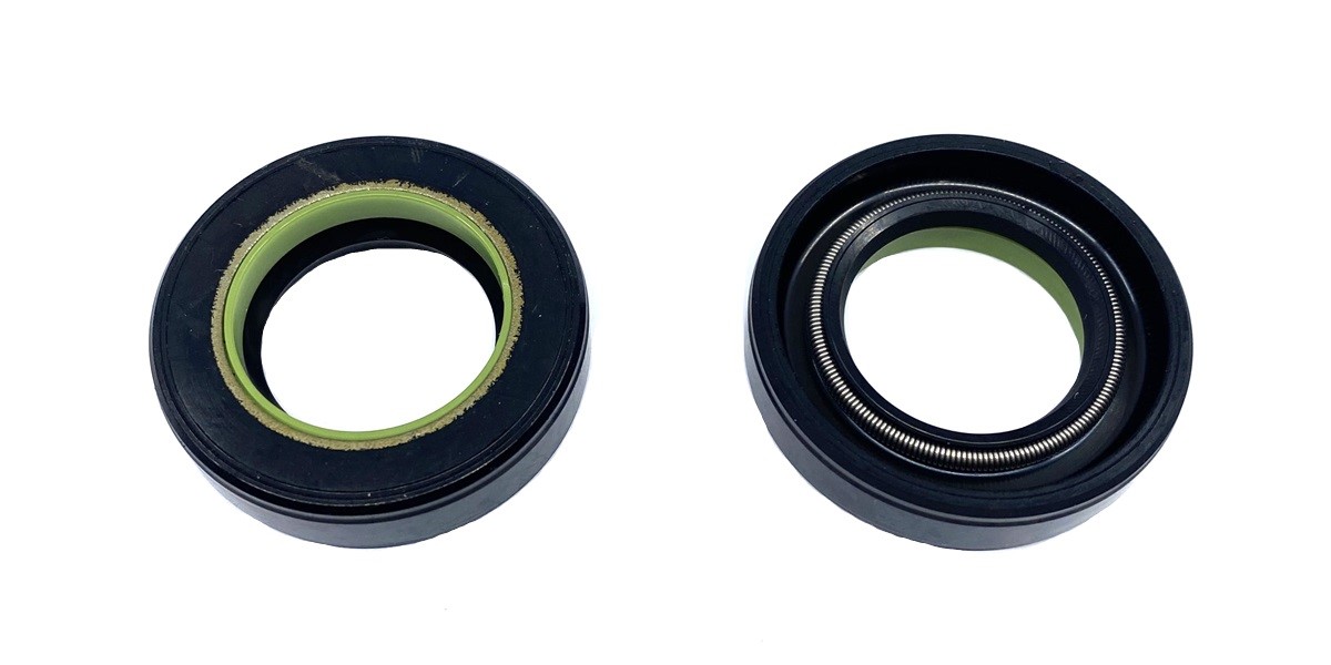 Power steering oil seal