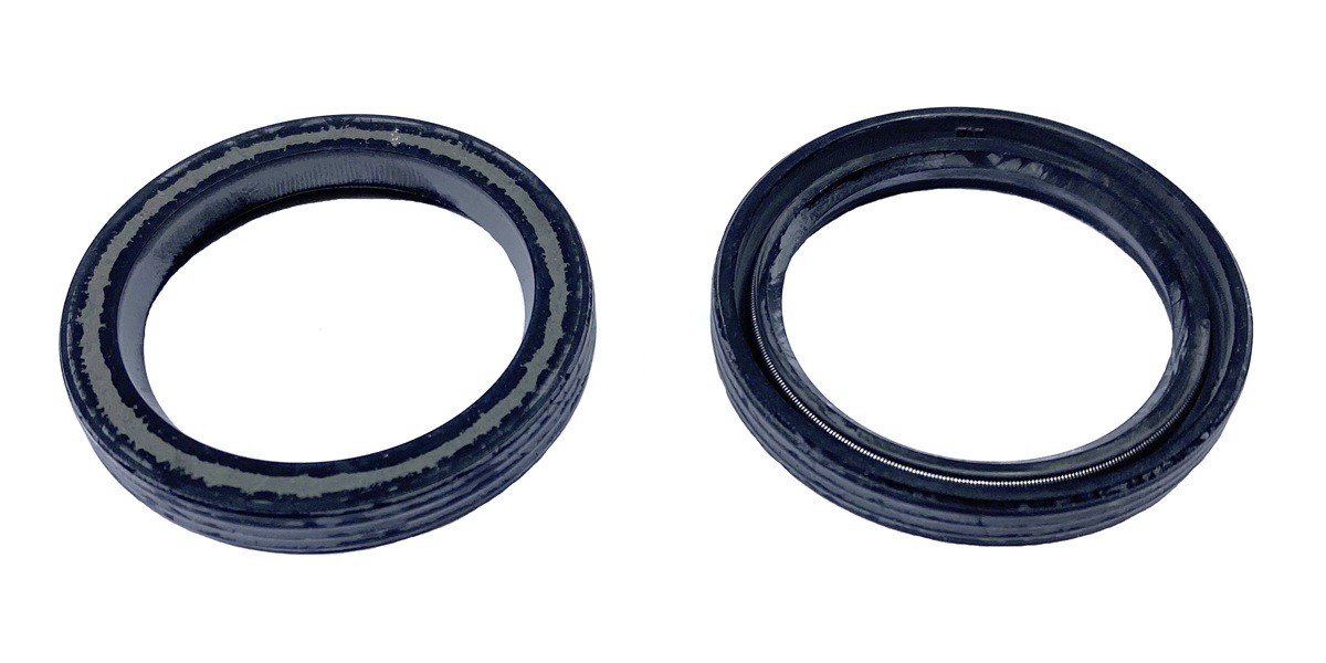 Power steering oil seal