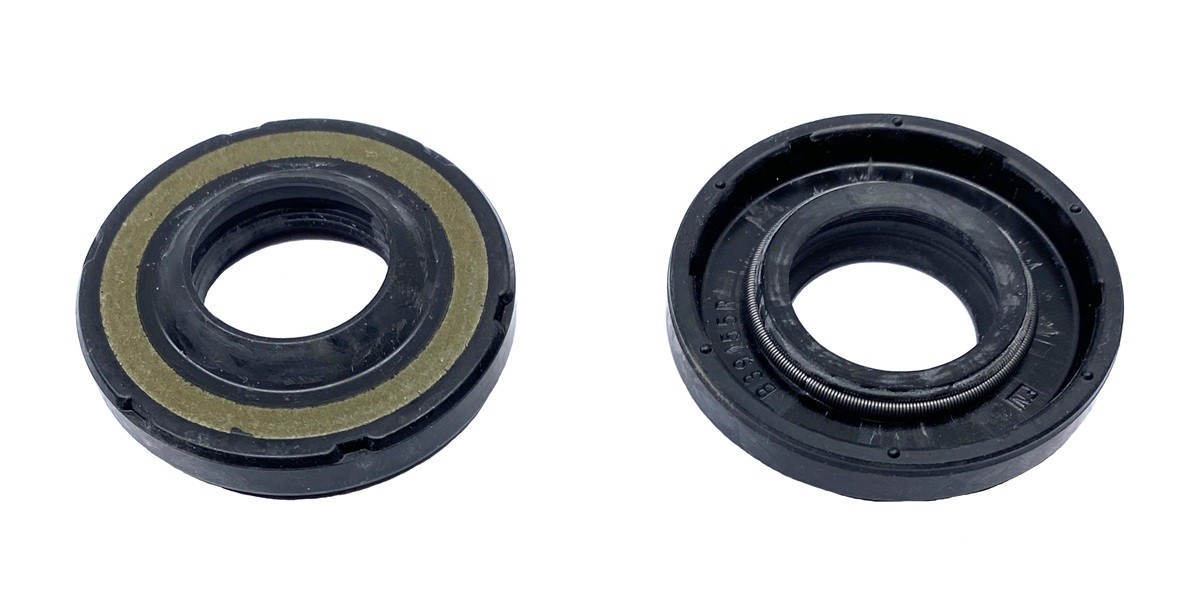 Power steering oil seal
