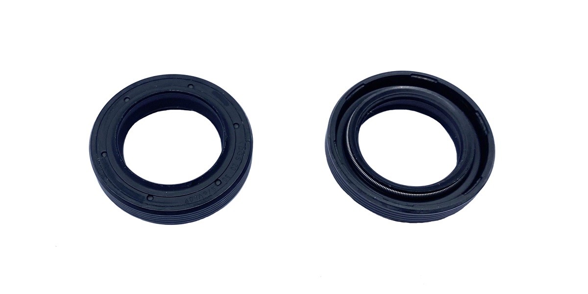 Power steering oil seal