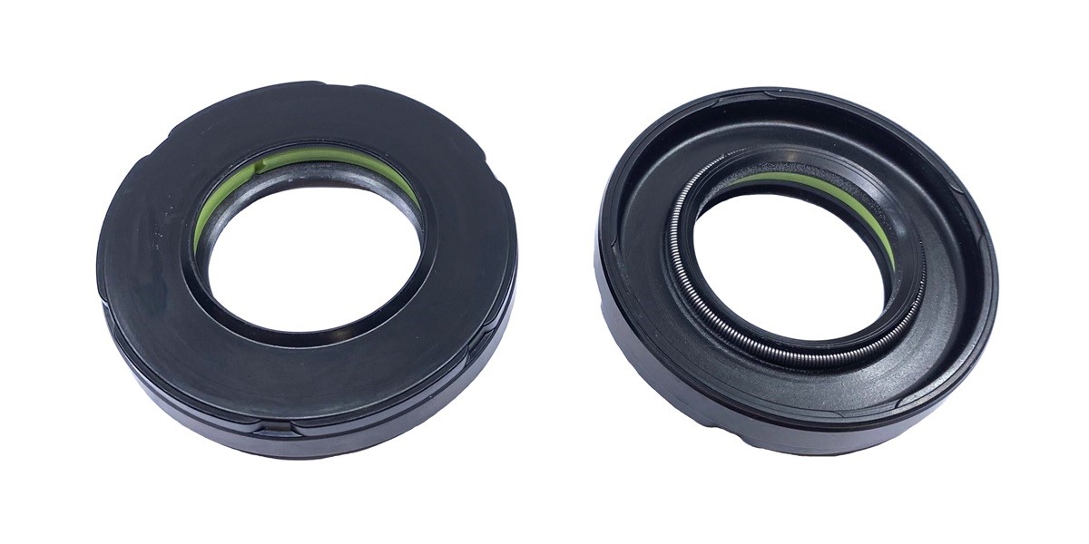 Power steering oil seal