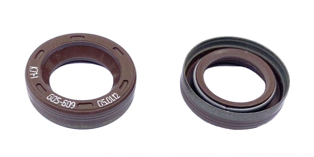 Power steering oil seal