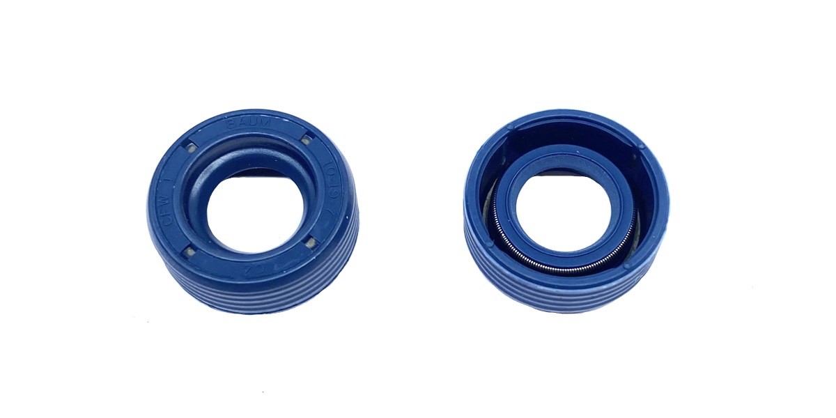 Power steering oil seal