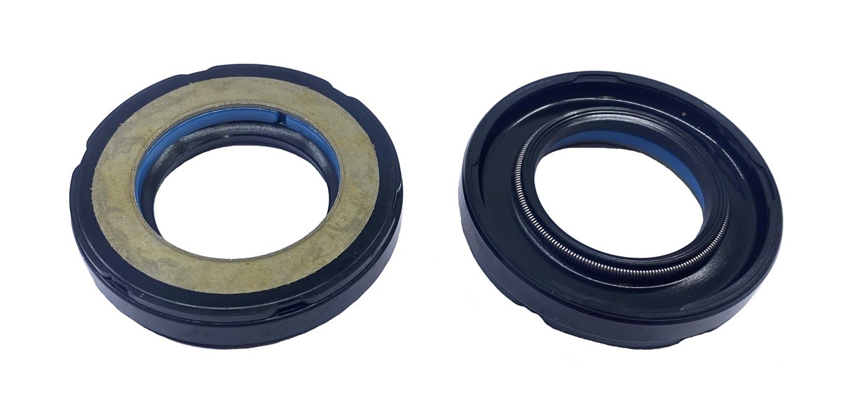 Power steering oil seal