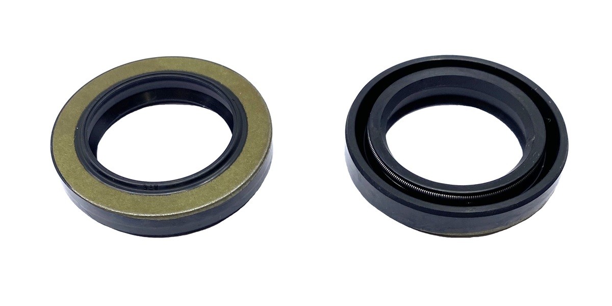 Power steering oil seal