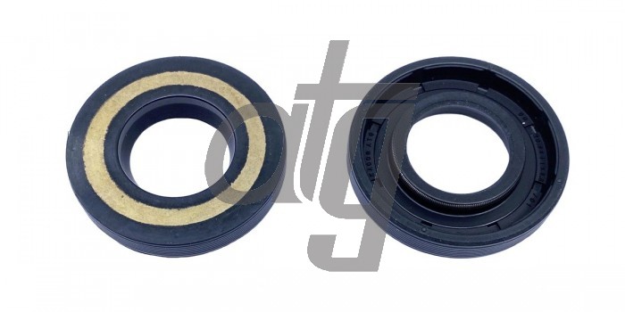 Power steering oil seal