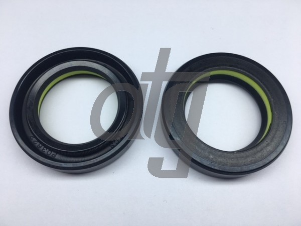 Power steering oil seal