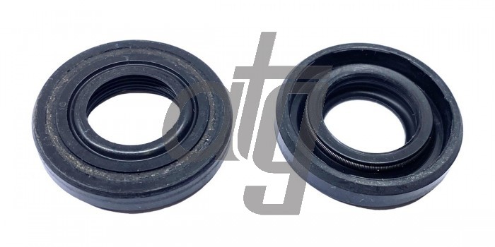 Power steering oil seal