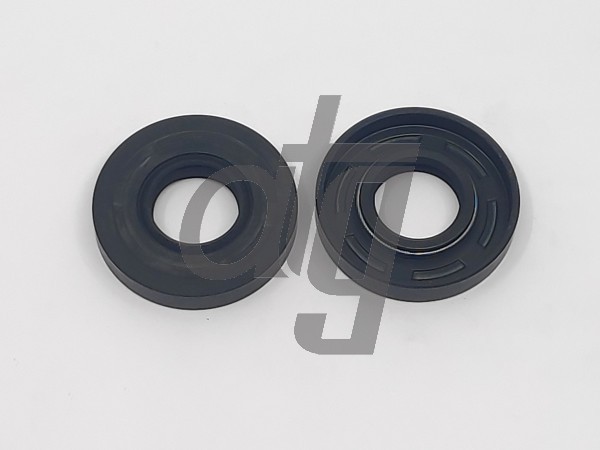 Power steering oil seal