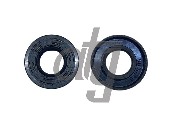 Power steering oil seal