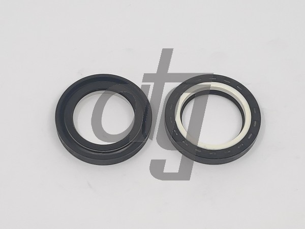 Power steering oil seal