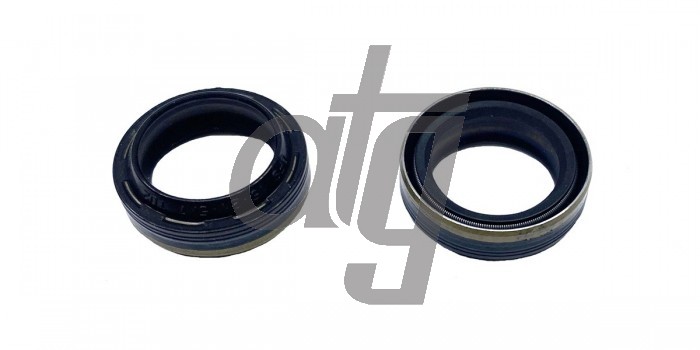 Seal for manual transmission gearbox