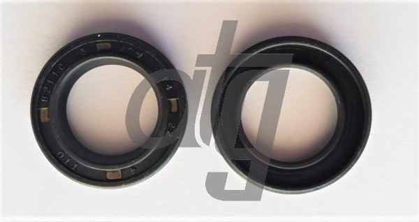 Power steering oil seal