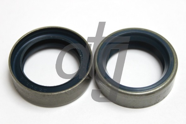 Power steering oil seal