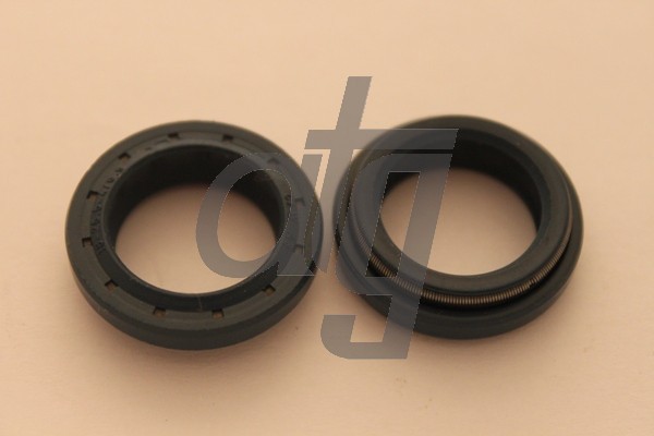Power steering oil seal<br><br>