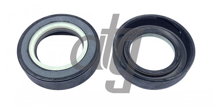 Power steering oil seal