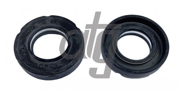 Power steering oil seal