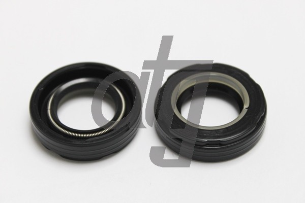 Power steering oil seal