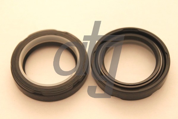 Power steering oil seal