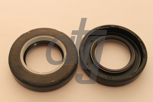 Power steering oil seal