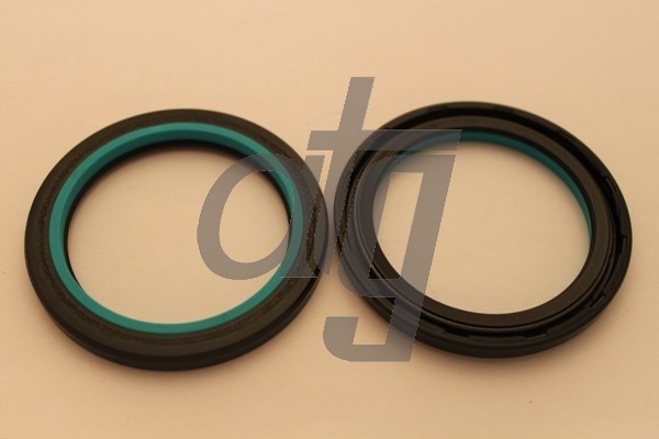 Power steering oil seal