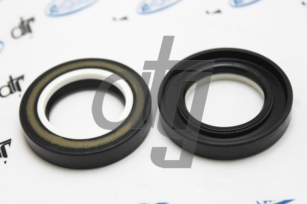 Power steering oil seal