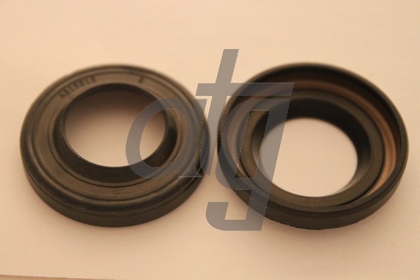 Power steering oil seal