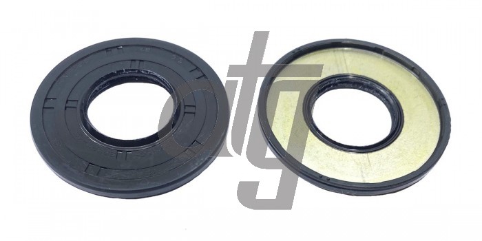 Power steering oil seal