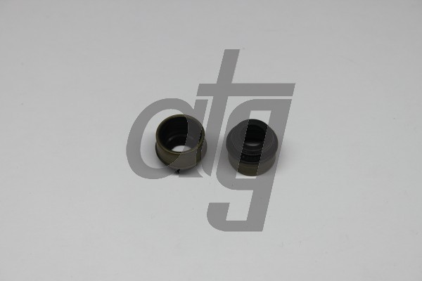 Power steering oil seal