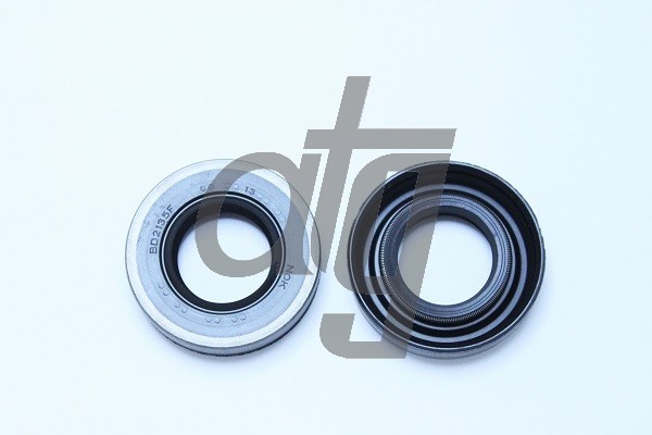 Power steering oil seal