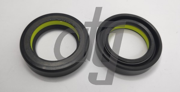 Power steering oil seal