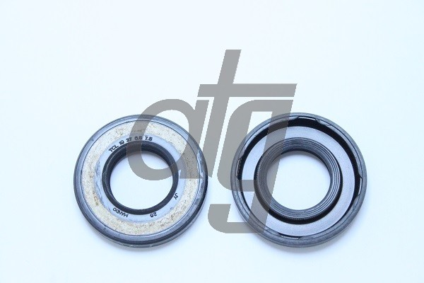 Power steering oil seal