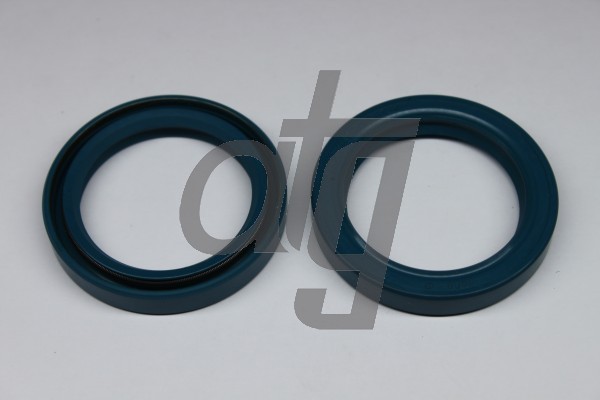 Power steering oil seal