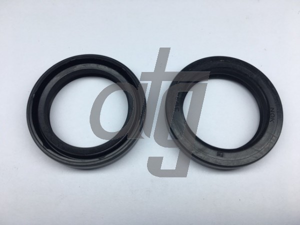 Power steering oil seal