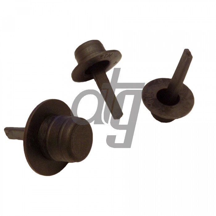 Steering rack plug